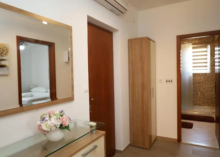 Jasna شقة سوبيتار